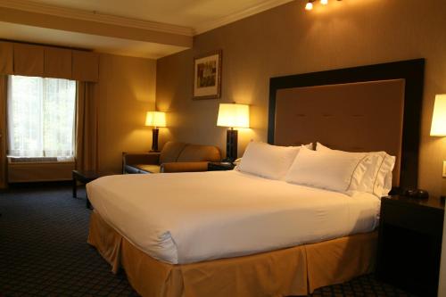 holiday inn express and suites san pablo richmond area