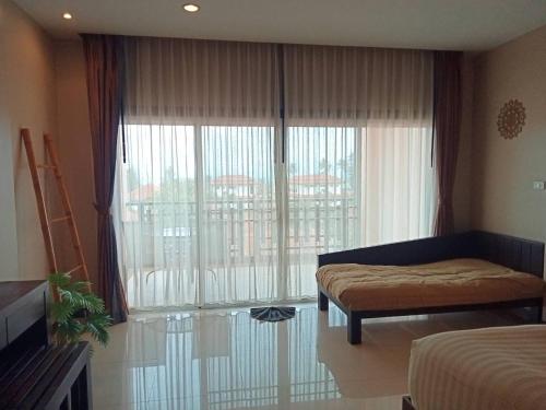 lanta garden hill apartment