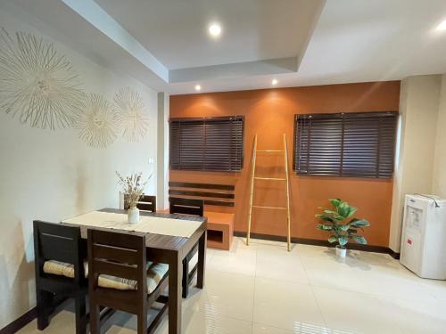 lanta garden hill apartment