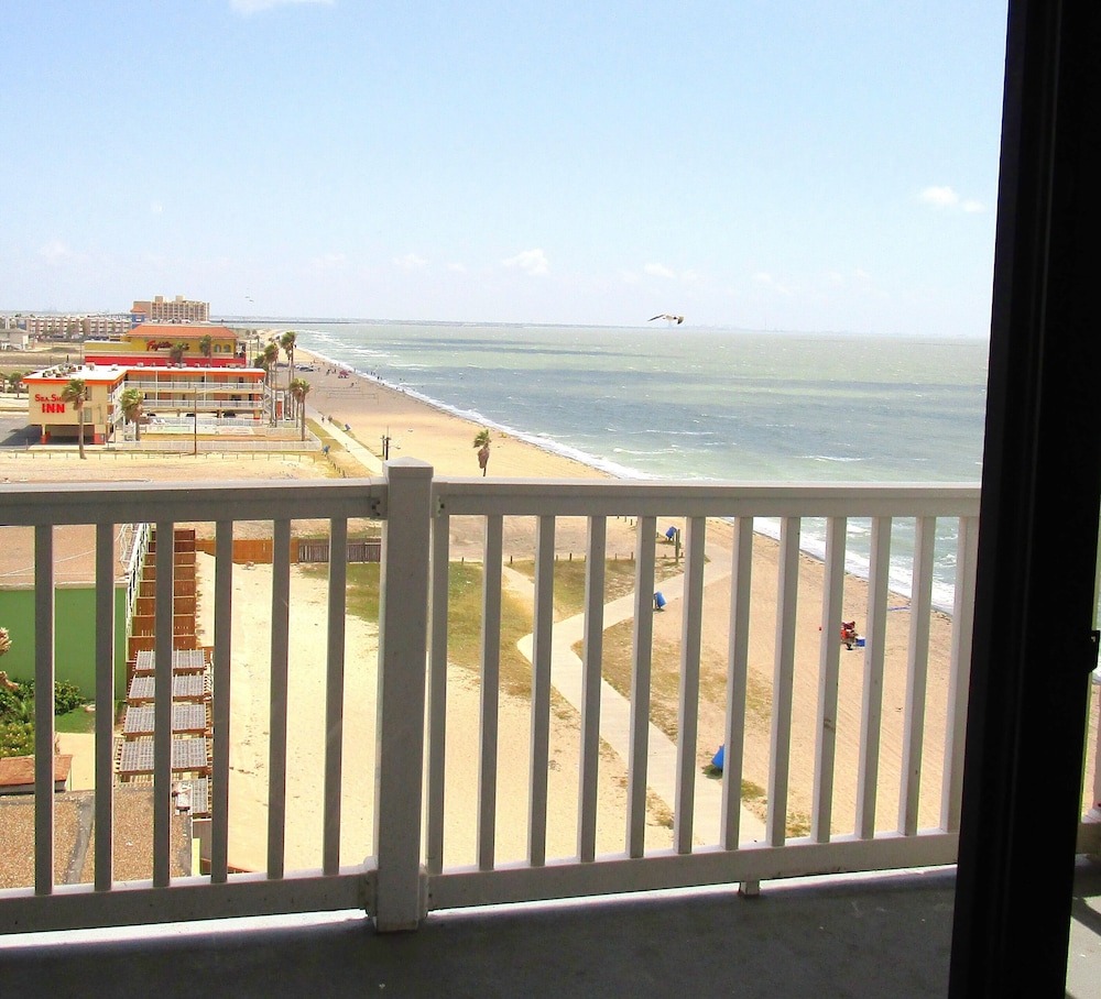 doubletree by hilton corpus christi beachfront