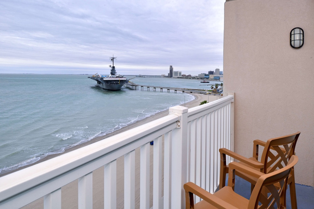doubletree by hilton corpus christi beachfront