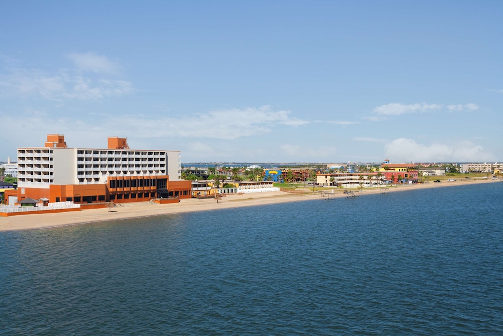 doubletree by hilton corpus christi beachfront