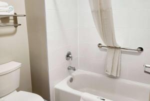 days inn and suites by wyndham corpus christi central