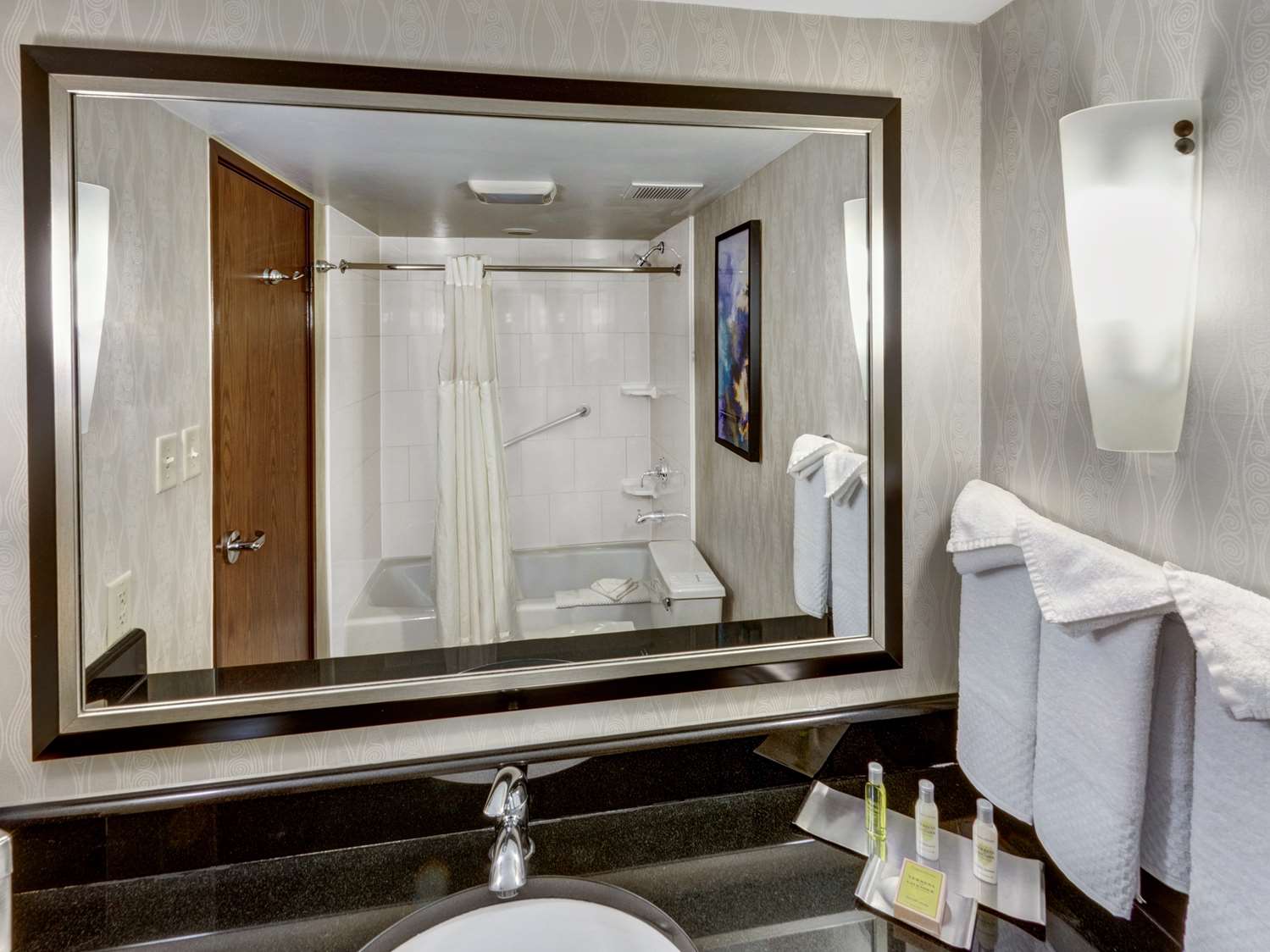 doubletree by hilton hotel wichita airport