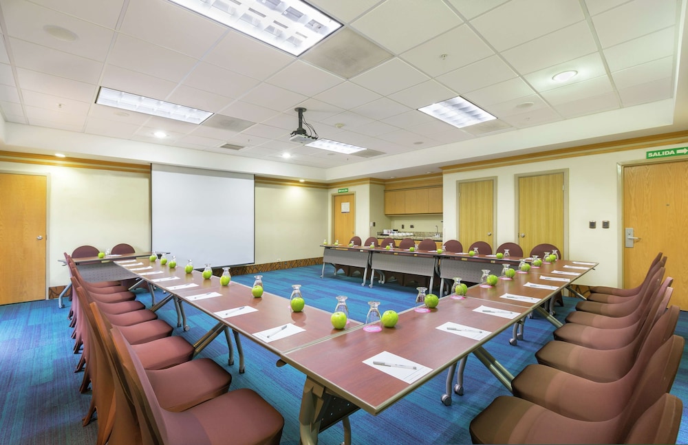 hampton by hilton san jose airport