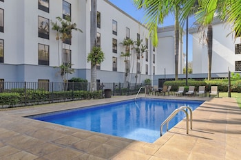 hampton by hilton san jose airport