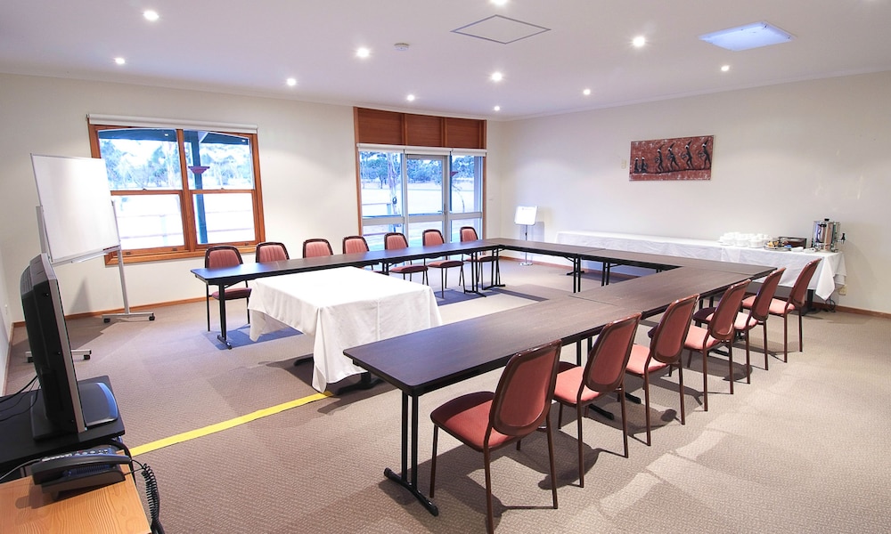 the standpipe golf motor inn