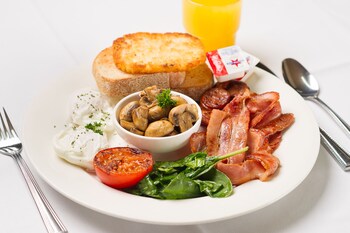 the standpipe golf motor inn