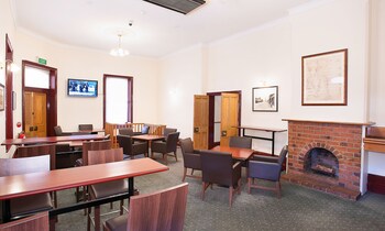 the standpipe golf motor inn