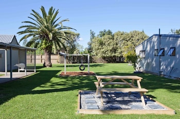 auckland airport kiwi hotel