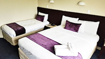 auckland airport kiwi hotel