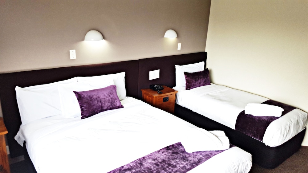 auckland airport kiwi hotel