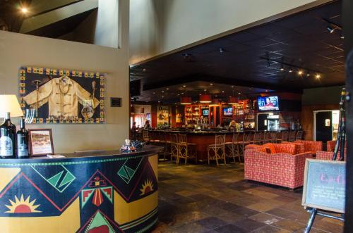 holiday inn pewaukee milwaukee west by ihg