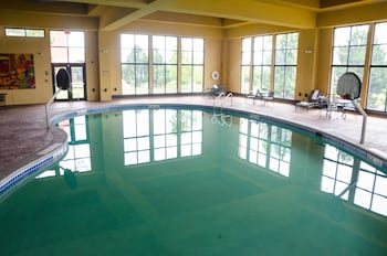 Holiday Inn Pewaukee - Milwaukee West By Ihg,Milwaukee>>Brookfield,3 star