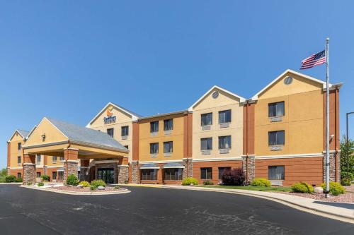 Comfort Inn & Suites Kenosha-Pleasant Prairie,Milwaukee>>Kenosha,3 star