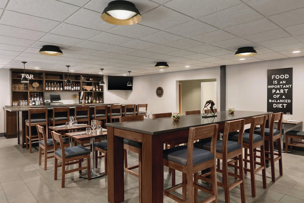 four points by sheraton raleigh arena