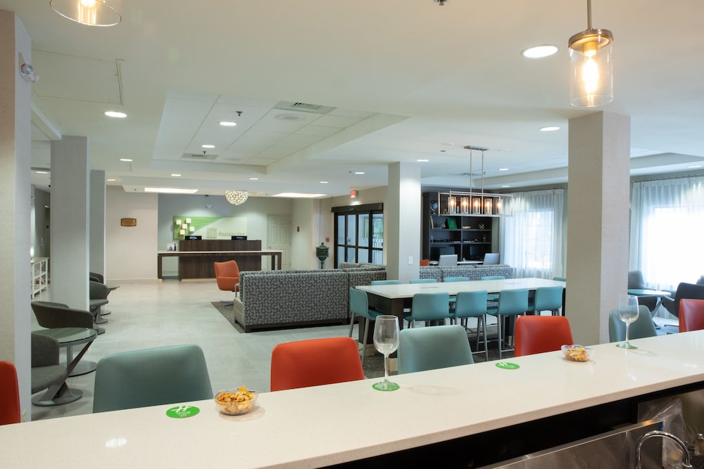 holiday inn hotel and suites raleigh cary by ihg