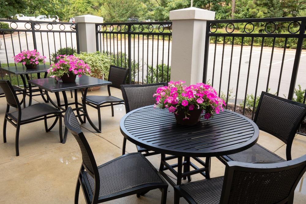 holiday inn hotel and suites raleigh cary by ihg