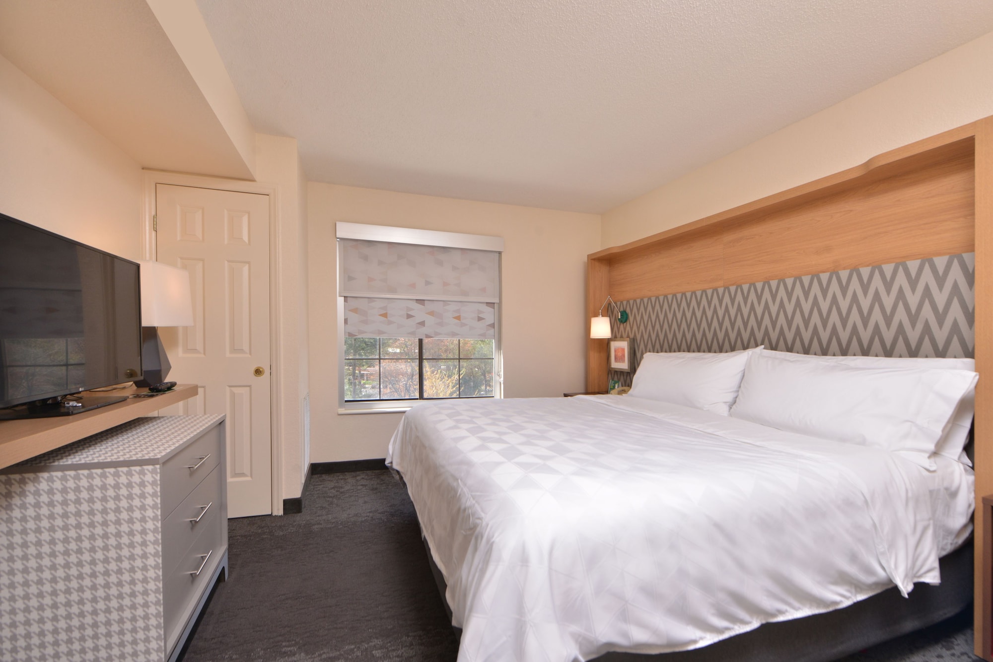 holiday inn hotel and suites raleigh cary by ihg