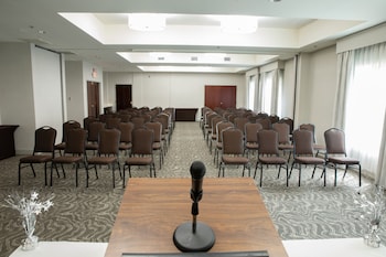 holiday inn hotel and suites raleigh cary by ihg