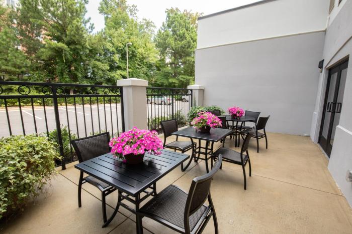 holiday inn hotel and suites raleigh cary by ihg