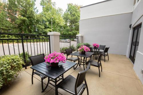 holiday inn hotel and suites raleigh cary by ihg