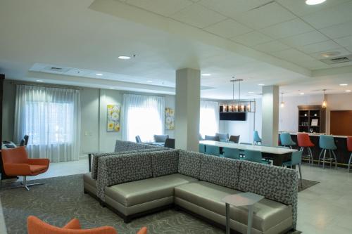 holiday inn hotel and suites raleigh cary by ihg