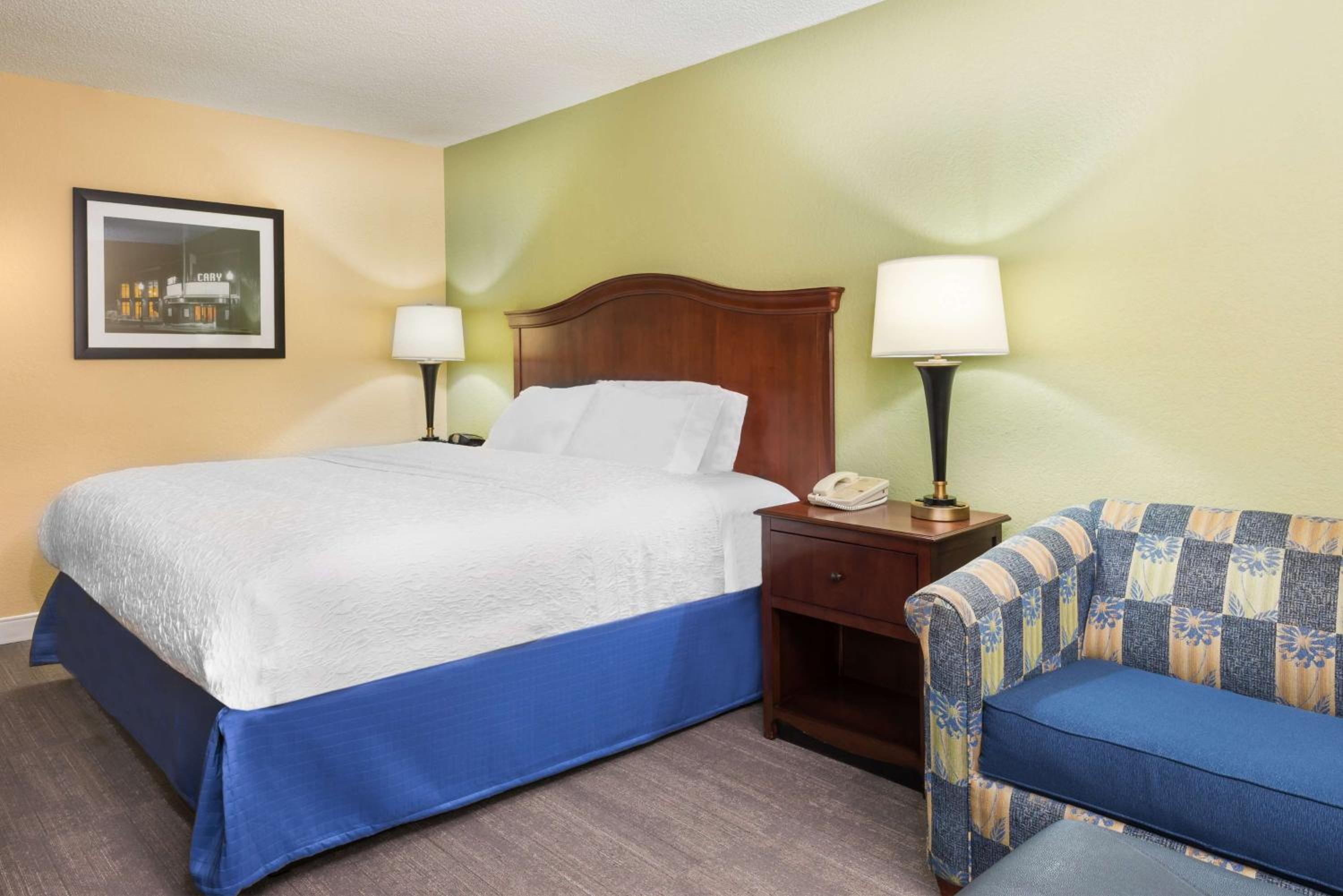 hampton inn raleigh cary