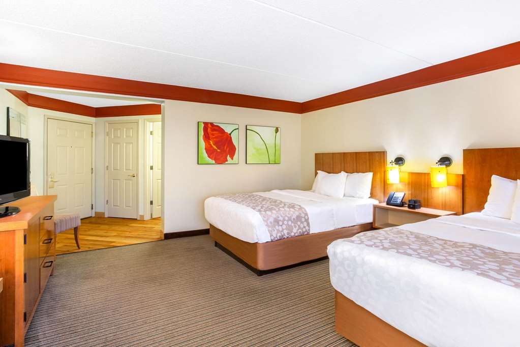 la quinta inn and suites by wyndham raleigh cary