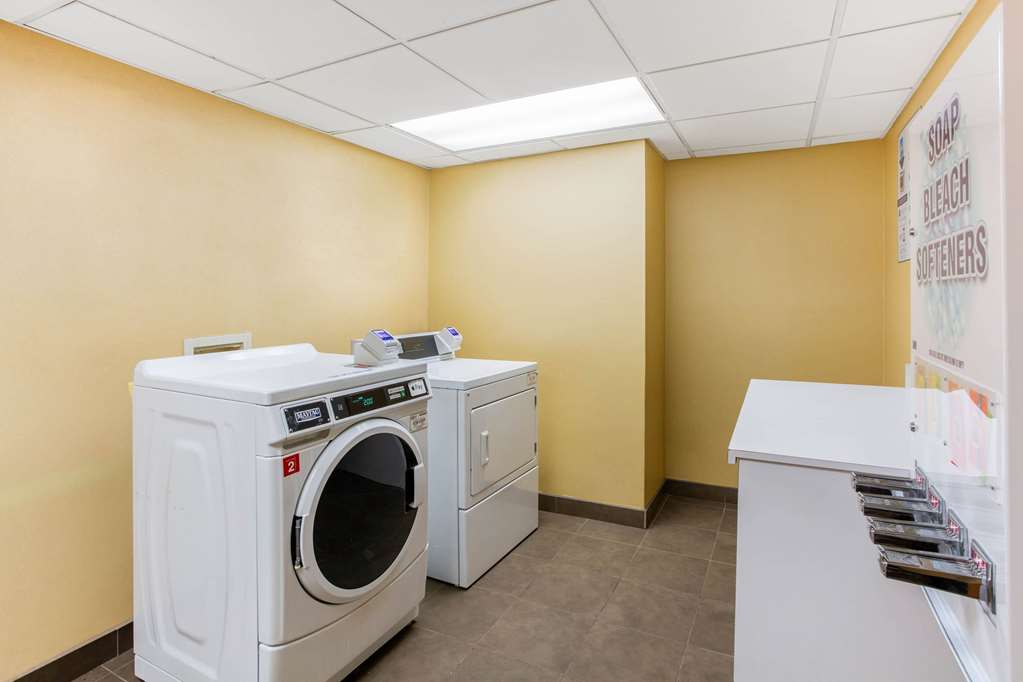 la quinta inn and suites by wyndham raleigh cary