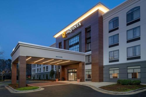 La Quinta Inn & Suites By Wyndham Raleigh Downtown North,North Carolina>>Raleigh,3 star