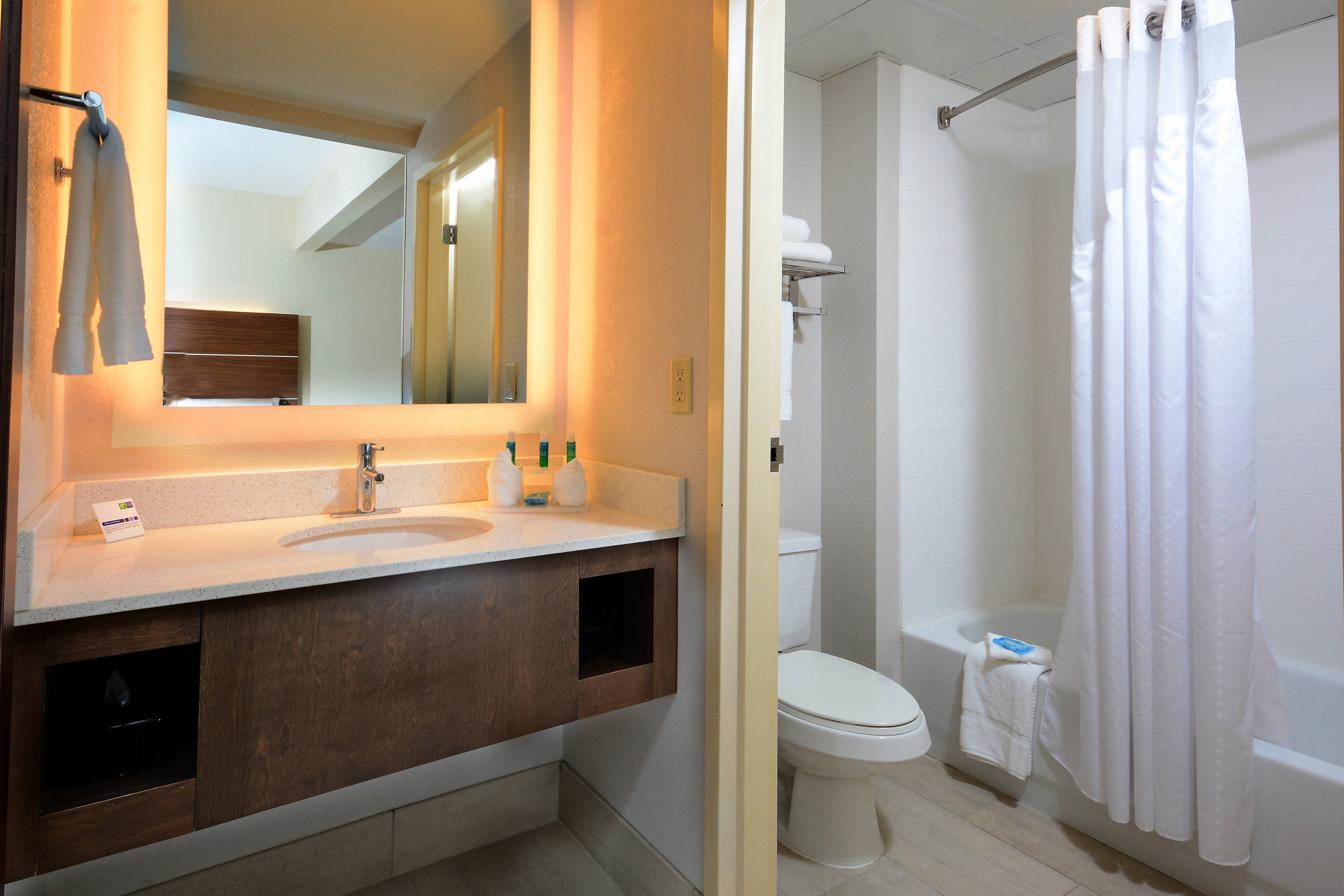 holiday inn express hotel and suites research triangle park