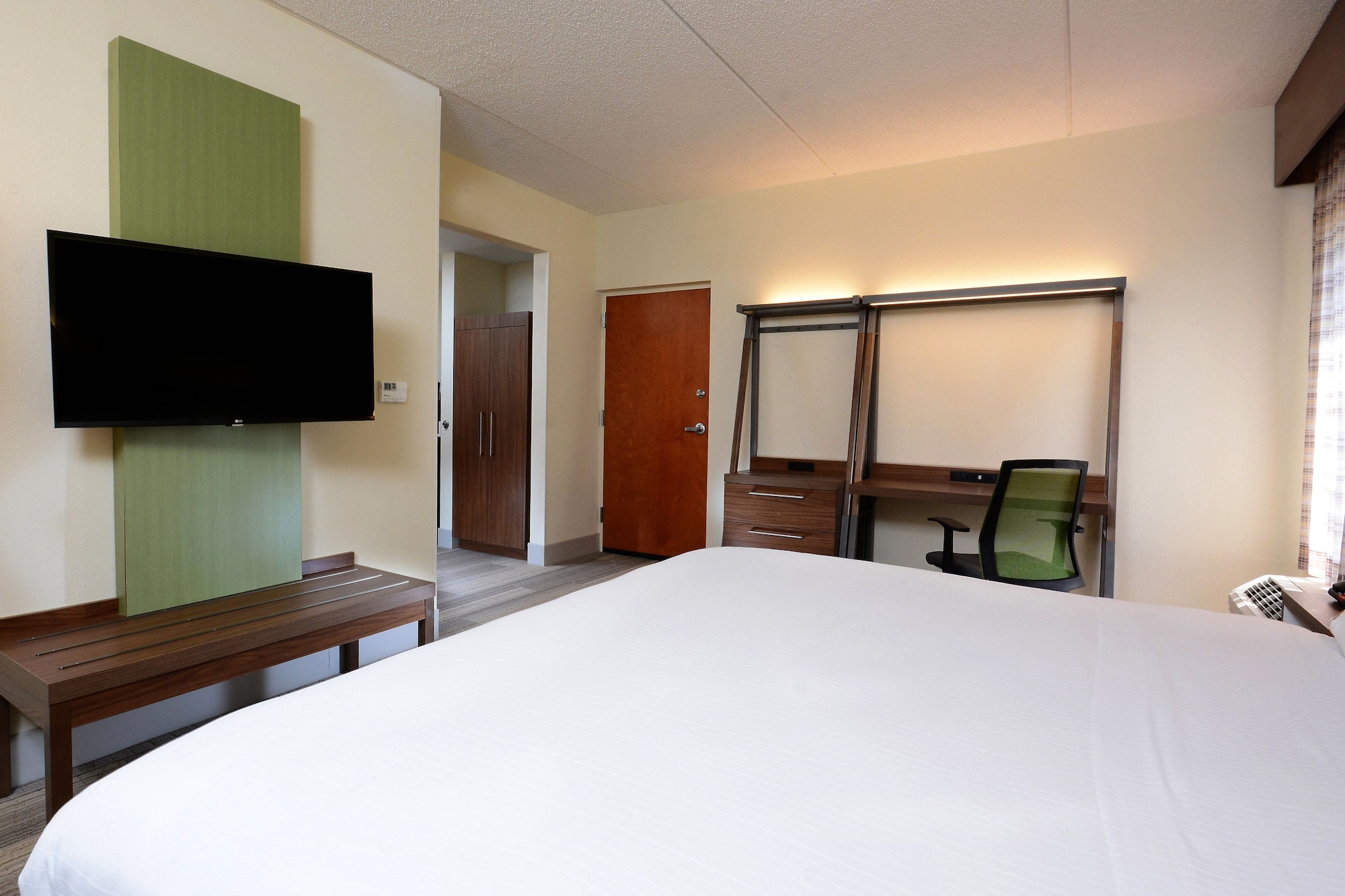 holiday inn express hotel and suites research triangle park
