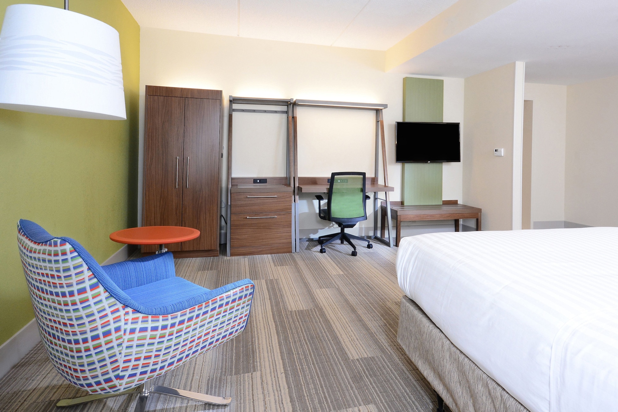 holiday inn express hotel and suites research triangle park