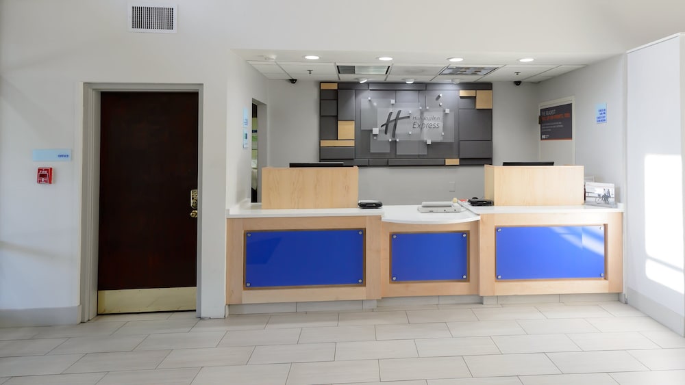 holiday inn express hillsborough by ihg
