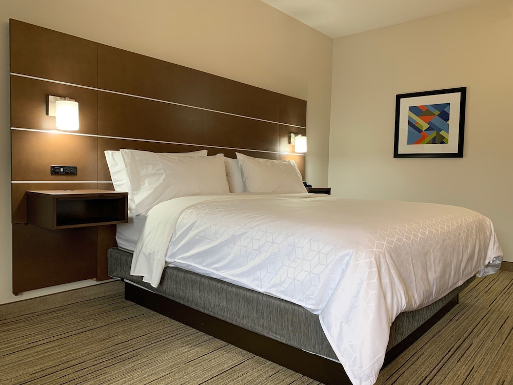 Holiday Inn Express Hillsborough By Ihg,Hillsborough>>Durham,3 star