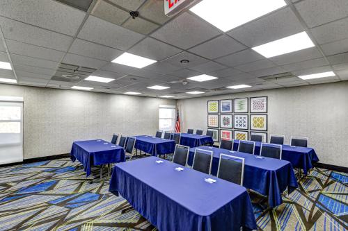 holiday inn express hillsborough by ihg