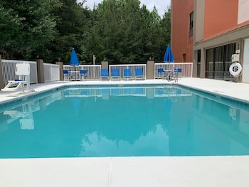 Holiday Inn Express Hillsborough By Ihg,Hillsborough>>Durham,3 star