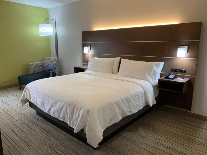 holiday inn express hillsborough by ihg