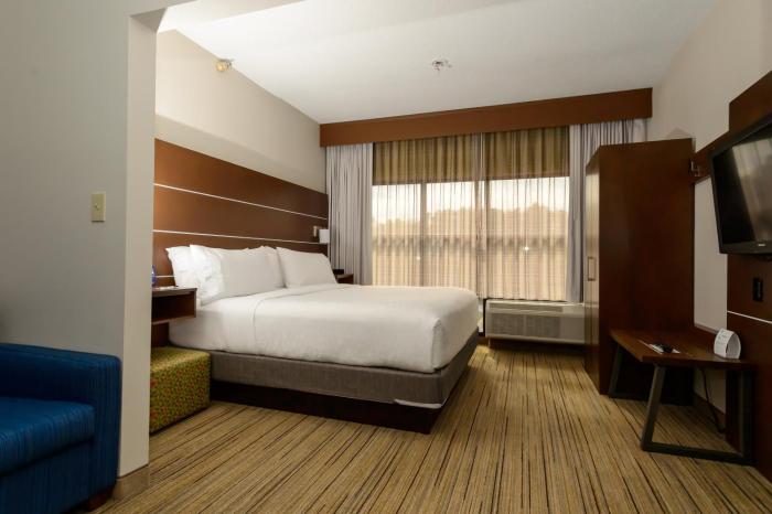 holiday inn express hillsborough by ihg