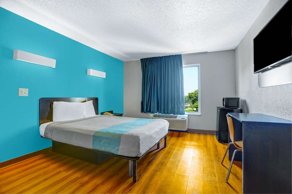motel 6 raleigh nc north