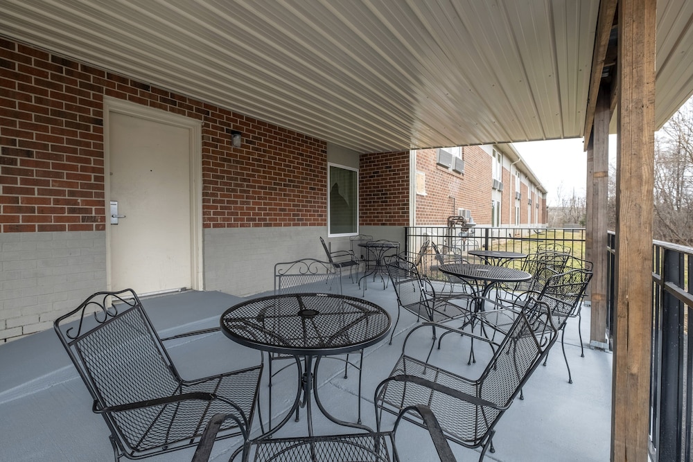 red roof inn leesburg