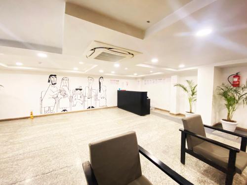 Hotel Golden Saffron,,3 star