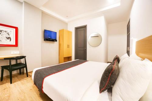 Hotel Golden Saffron,,3 star