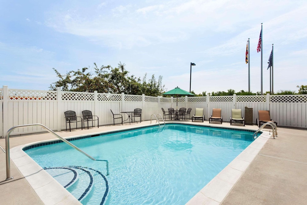 country inn and suites by radisson bel air aberdeen md