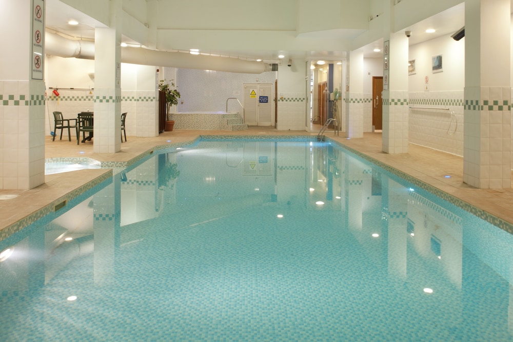 holiday inn corby kettering a43 by ihg