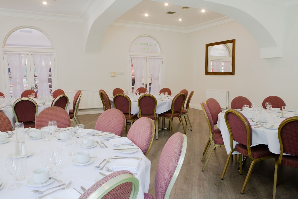 holiday inn corby kettering a43 by ihg