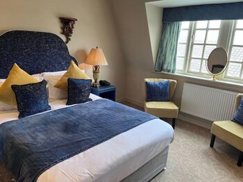 ye olde bell hotel and spa