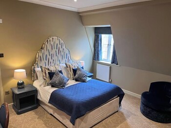 ye olde bell hotel and spa