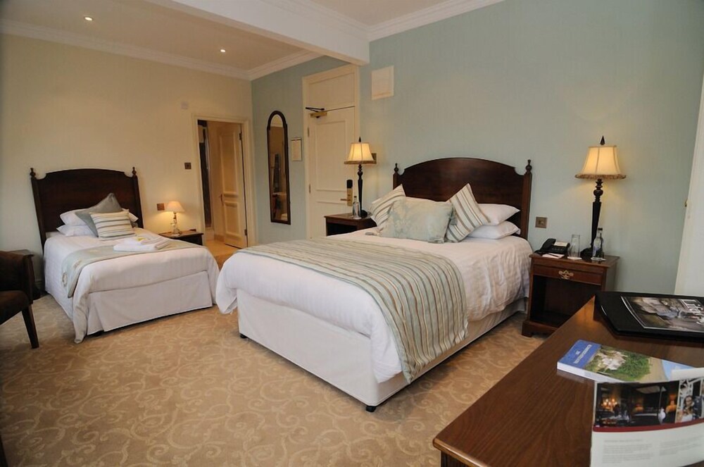 ye olde bell hotel and spa